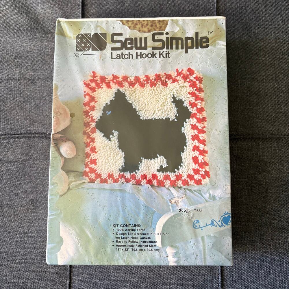 Scottie Dog Vintage Latch Hook Kit by Sew Simple - 1980s - Brand New in Package